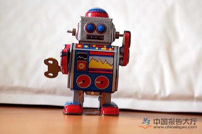中國工業(yè)機器人將居全球之首 機器人產(chǎn)業(yè)需向智能方向升級 中國工業(yè)機器人將居全球之首 機器人產(chǎn)業(yè)需向智能方向升級