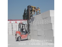 山東廠家常年供應(yīng)蒸壓加氣混凝土砌塊 B07級(jí)砂加氣自保溫砌塊圖3