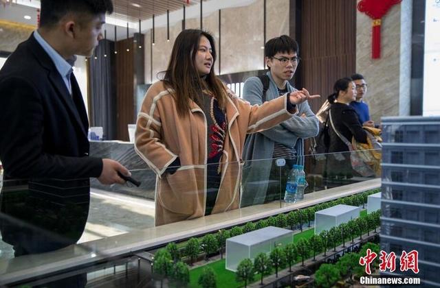 90后設(shè)計(jì)師辭職做&ldquo;包租婆&rdquo; 坐擁14套房月入超8萬