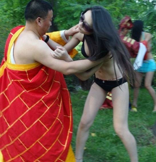 美女與和尚道士激情野戰(zhàn)(13)