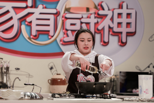 三個女人一臺戲 本期請看《家有廚神》四女&ldquo;斗味&rdquo;