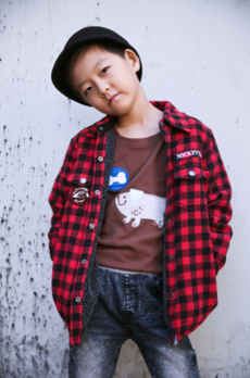 范子明加盟李寧服裝走秀