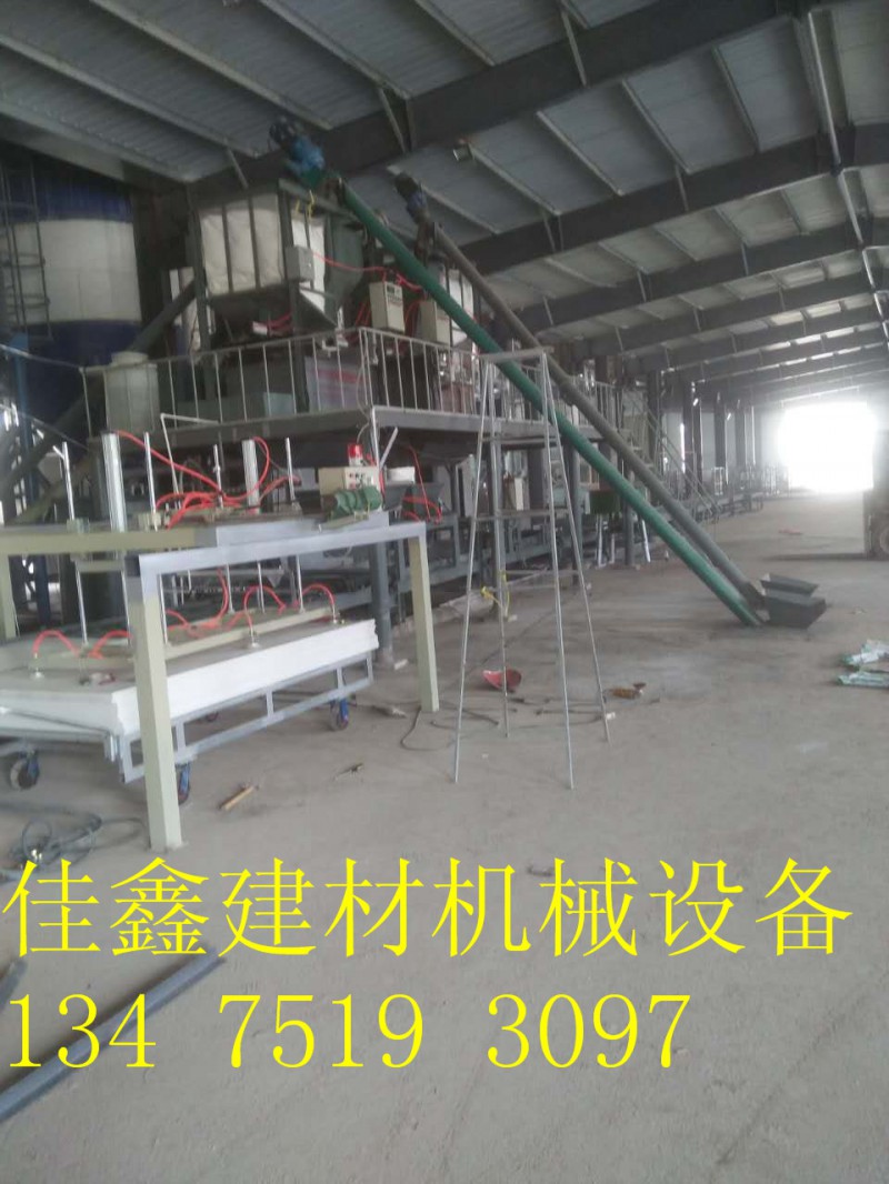防火保溫板設(shè)備生產(chǎn)線生產(chǎn)簡單方便