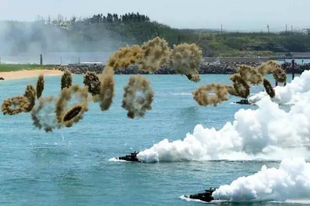 ▲資料圖片：5月9日，臺灣&ldquo;漢光33號演習(xí)&rdquo;進行第一次陸海空三軍實兵實彈預(yù)演。