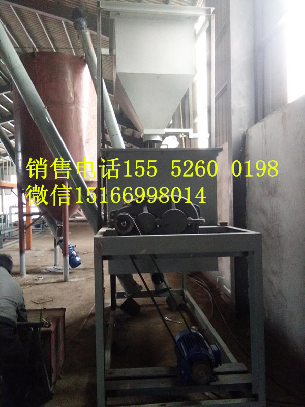 寧津fs外保溫內(nèi)澆筑混凝土外建筑模板生產(chǎn)設(shè)備