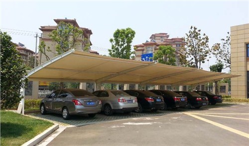 江蘇膜結(jié)構(gòu)停車棚推薦*南京膜結(jié)構(gòu)停車棚性價比高*鑫億供