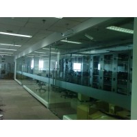 機(jī)房實驗室防電磁輻射抗電磁干擾屏蔽隔斷防輻射玻璃隔斷