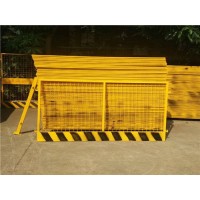 深圳龍崗廠家批發(fā)施工護(hù)欄 基坑護(hù)欄 塑料護(hù)欄 市政護(hù)欄等