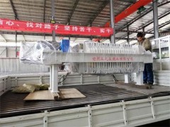 快開隔膜壓濾機(jī)進(jìn)料軟管彎曲方向的改進(jìn)圖1
