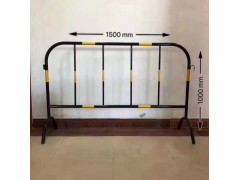 基坑護(hù)欄 鐵馬護(hù)欄 塑料護(hù)欄 深圳廠家直銷圖2