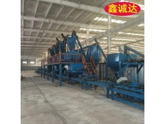 保溫免拆建筑外模板設(shè)備