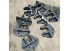 礦車底盤連接件直徑60 75 80軸礦車輪軸卡 鑄鋼軸卡圖1