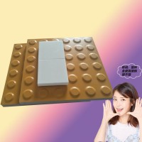 人行道全瓷盲道磚設(shè)計方案優(yōu)良 上海拐角處盲道磚鋪設(shè)規(guī)范8