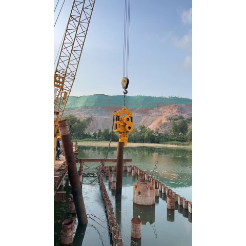湖北君環(huán)機械出租出售dz-90振動錘圖3