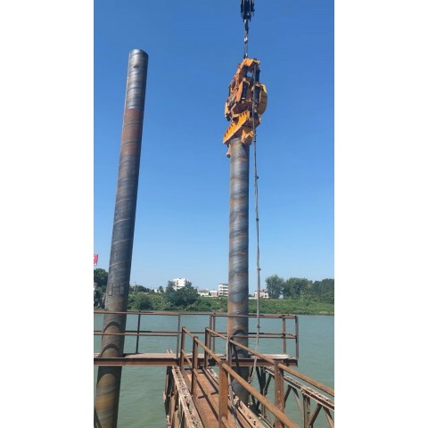 湖北君環(huán)機(jī)械出租出售DZJ-135振動(dòng)錘圖4