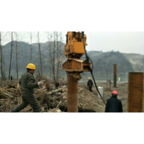 湖北君環(huán)機(jī)械出租，出售各種型號振動錘圖1