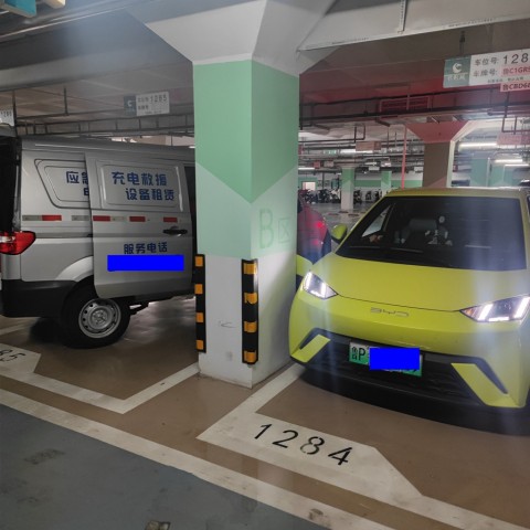 淄博張店道路救援：享電專屬服務(wù)，新能源電動(dòng)汽車缺電現(xiàn)場(chǎng)移動(dòng)充電
